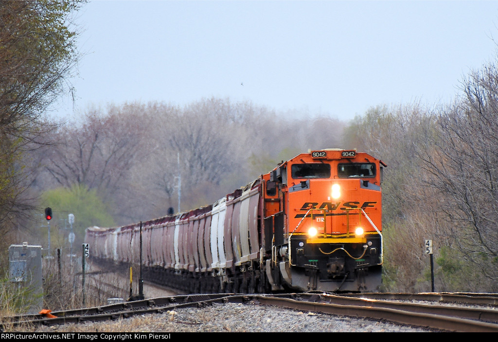 BNSF 9042